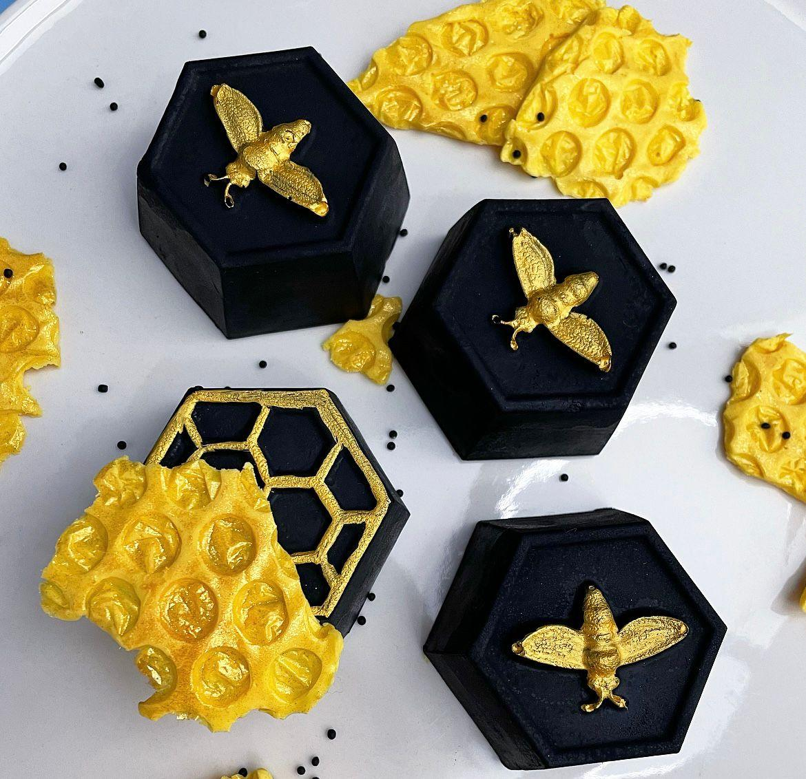 BWB 9988 Forma 3 Partes Pão De Mel Colmei...