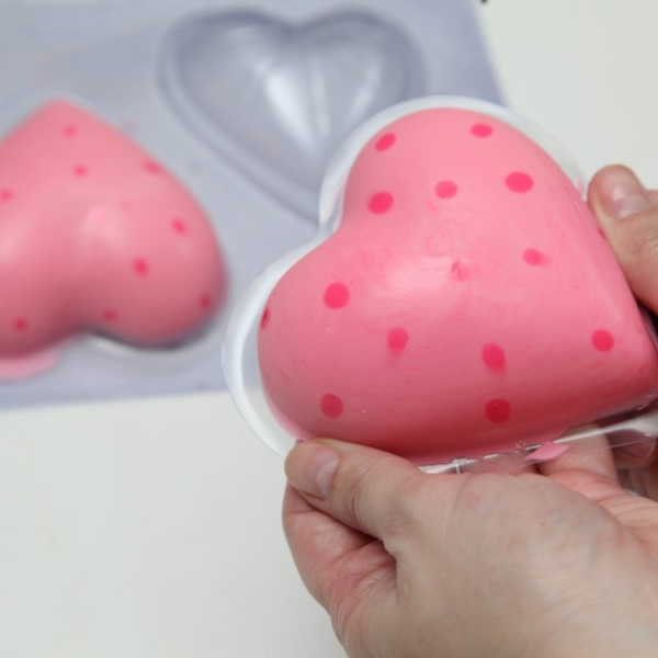 BWB 45 Forma 3 Partes Coração 200g 1 Cav.